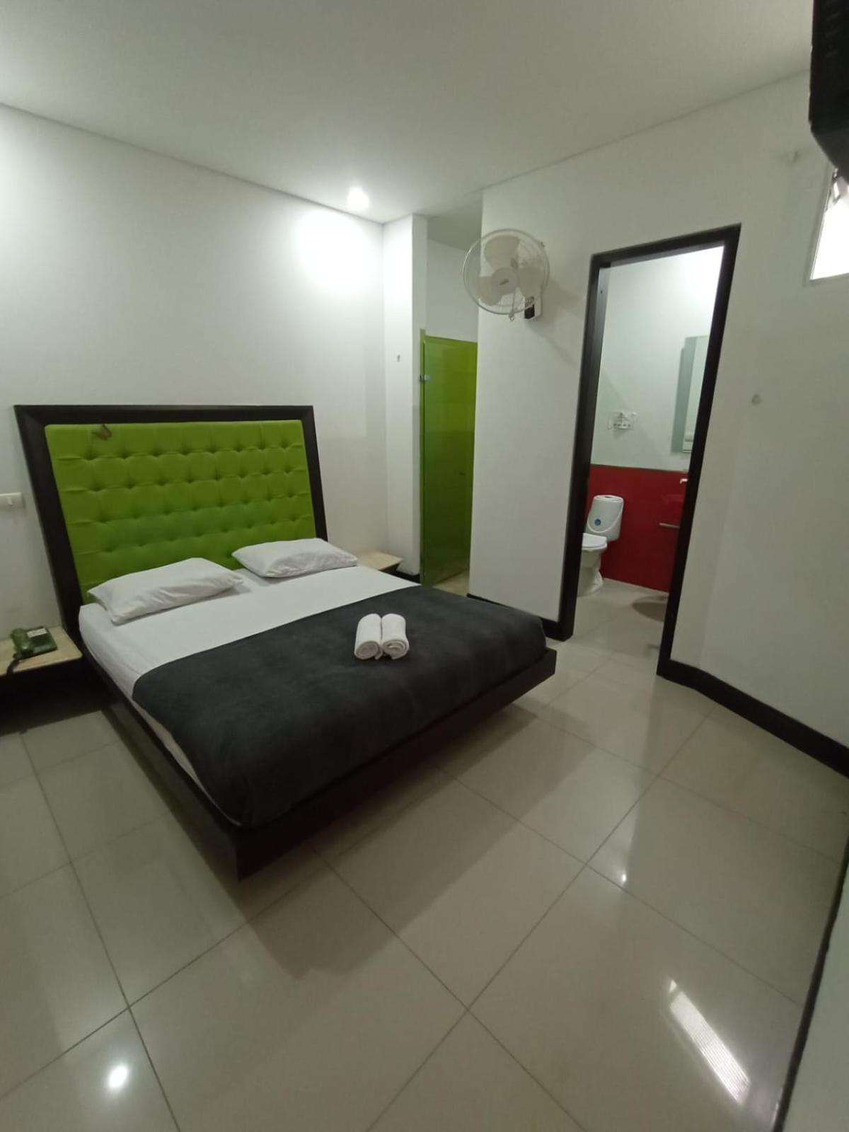 Hotel Spa Laureles Medellín Extérieur photo